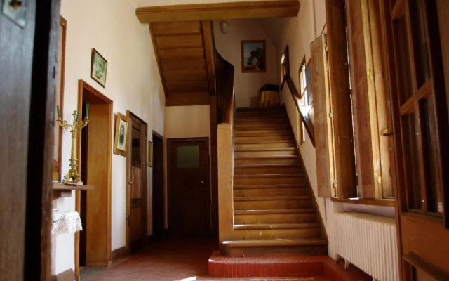 Le Logis D'arniere