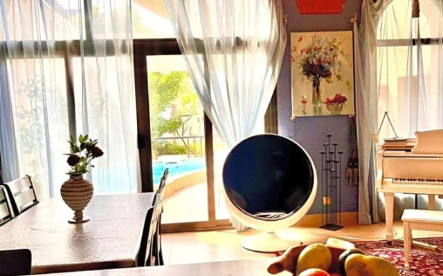 2-Bedroom Private Villa at Cove