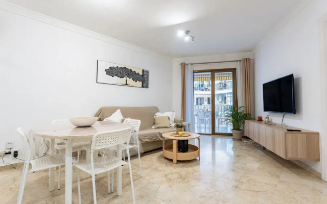 CT 350 - Faro's Marbella Beachapartment