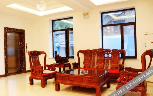 Renda Garden Hotel