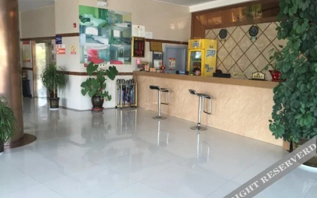 Lizun Select Hotel (Hebi Liyang Road Branch)