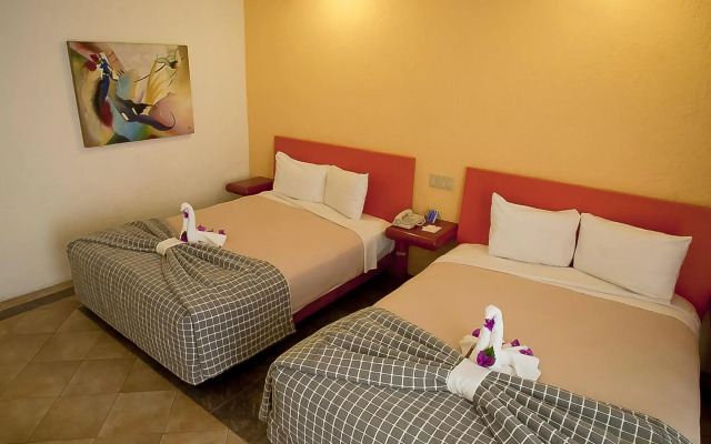 Los Patios Hotel