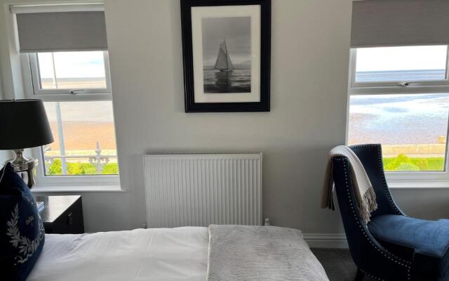 Seafront Luxury Apartment