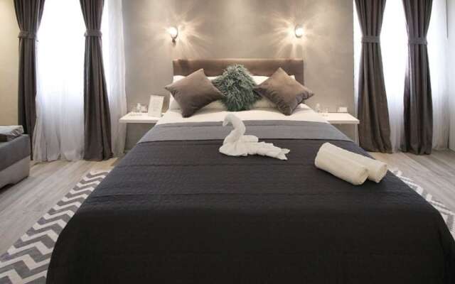 Alessio Premium Rooms - Triple Bedroom