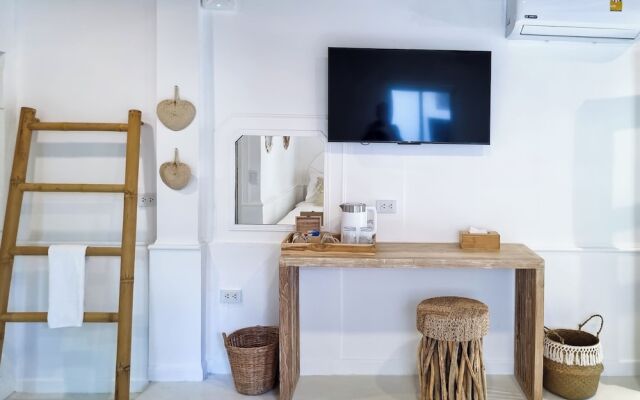 Elephant Beach Club & Resort Samui