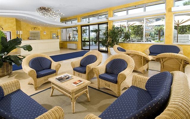 Hotel Caravelle