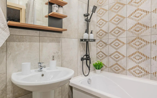 Апартаменты Гранат на улице Краснолесья 96