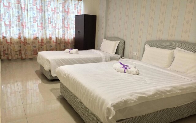 Victory G Hotel
