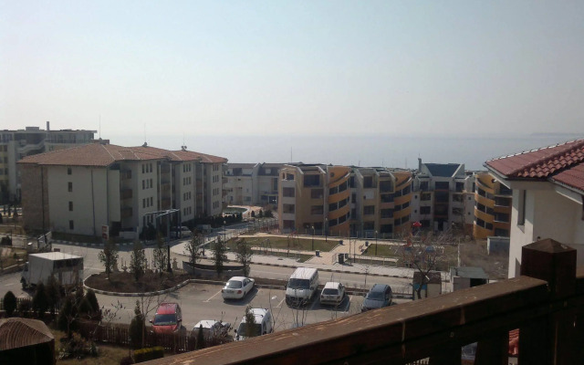 Delfin Apartments