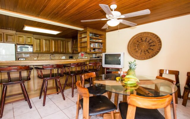 2-bedroom Beachfront Condo With Pool