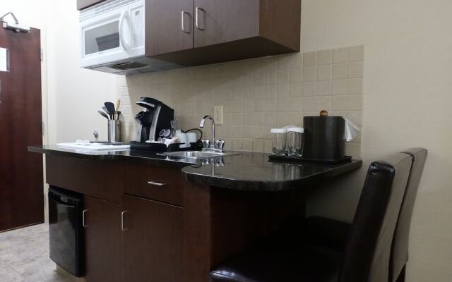 Ramada Weyburn