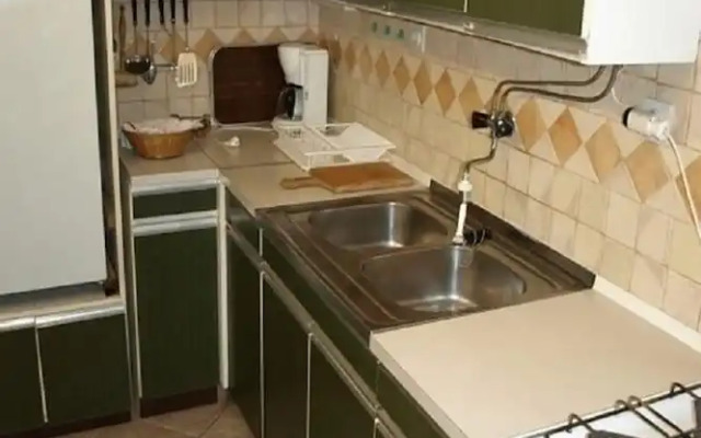 Ivy - 300 m to the sea - A1