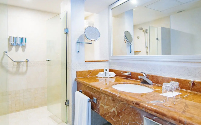 Occidental Costa Cancún All Inclusive