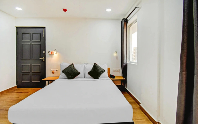 The Royal Retreat by OYO Rooms