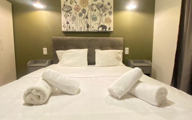 Athens City Themis 10