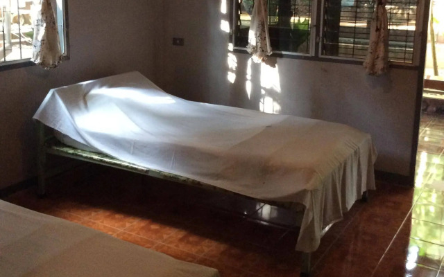 Sam's Jungle Guesthouse