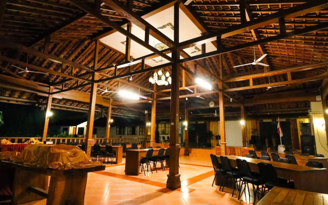 Front One Resort Yogyakarta