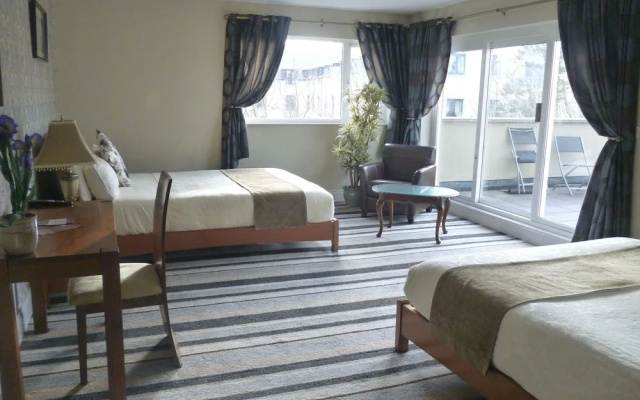 Killarney Inn