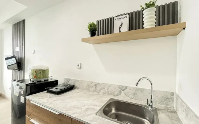 Studio Apartment Collins Boulevard Near Summarecon Mall Serpong