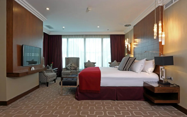 Radisson Blu Hotel and Convention Center, Riyadh Minhal