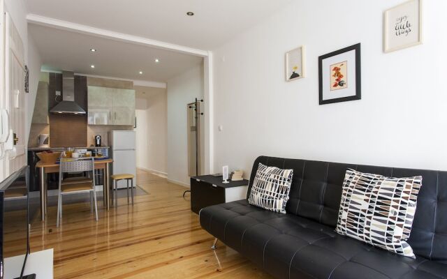 ALTIDO Cosy 1-bed flat w/balcony in Pena, close by subway, viewpoint&park
