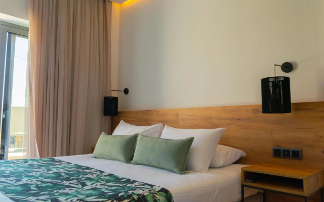 Kavos Hotel