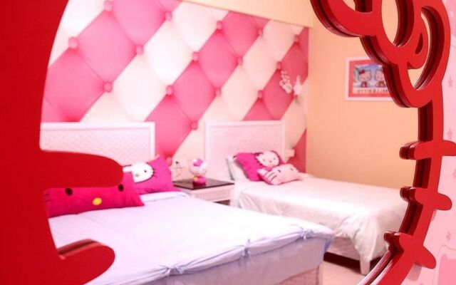 Hello Kitty Inn