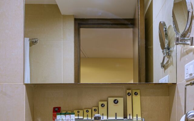 Zip by Spree Hotels at the Woodrose