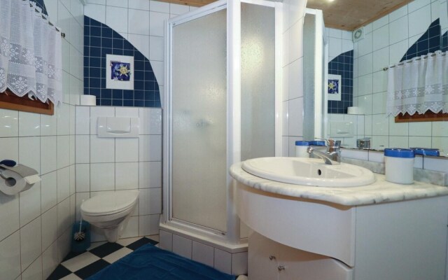 Amazing Apartment in Alpbach With 2 Bedrooms and Wifi