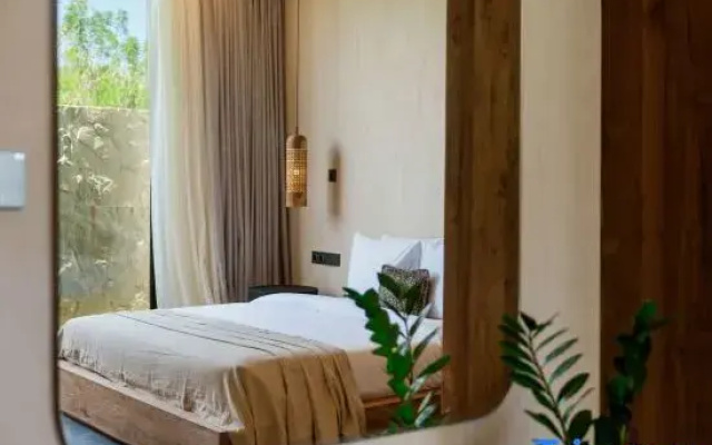 Villa Sunset Serenity 2BR Sunset & Beach Gateaway