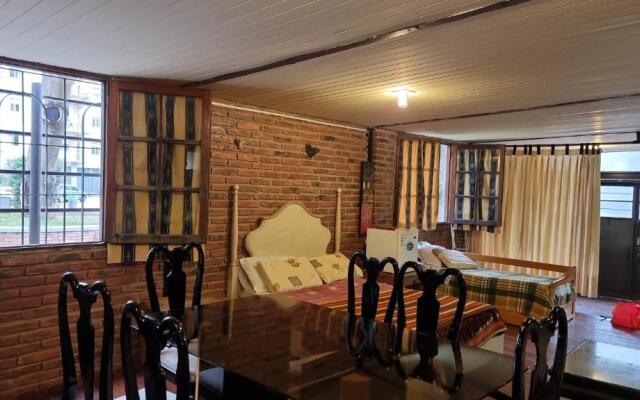 Loft con garage pocitos playa 4 personas