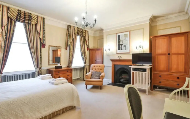 Spacious House in Marylebone [VR]