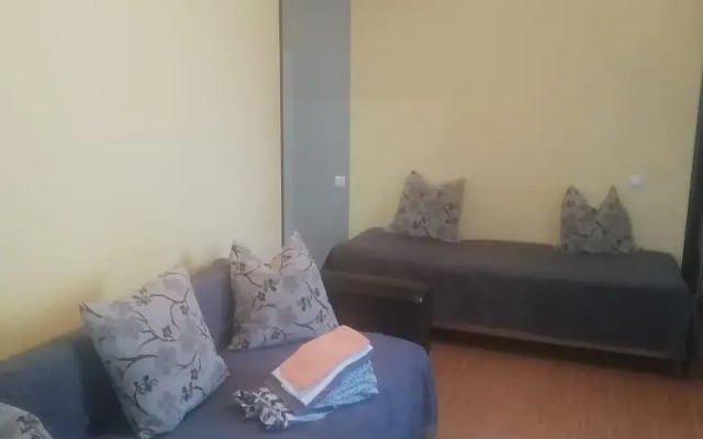 Апартаменты во 2-ом микрорайоне 18