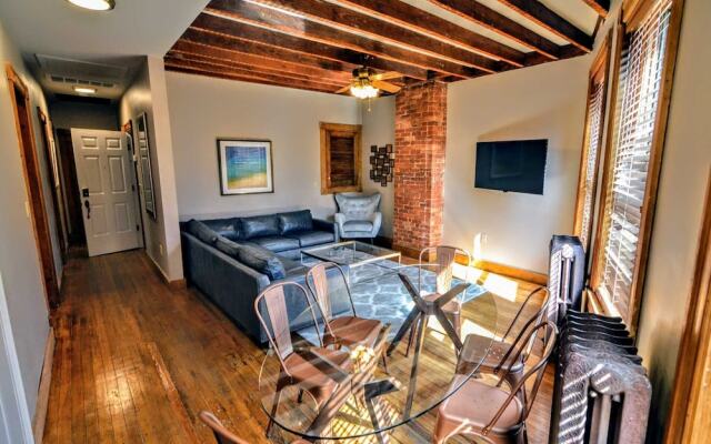 3Br, 1 Bath, Sleeps 6 8 3 Bedroom Apts