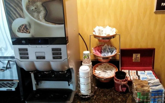 Spark by Hilton Glendive