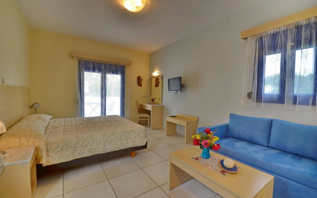 Emporios Bay Hotel