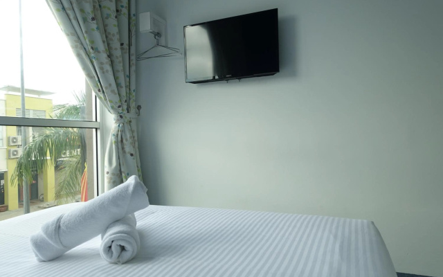 Lodge 10 Hotel – Guest Rooms – Seremban