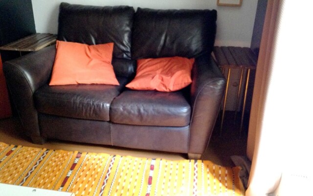 Studio in Paris, With Wonderful City View and Wifi