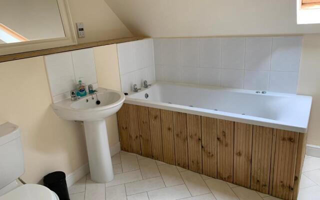 Ayr Loft Apartment With Fabulous Views