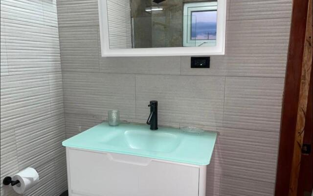 Modern Luxury 2 Bedroom