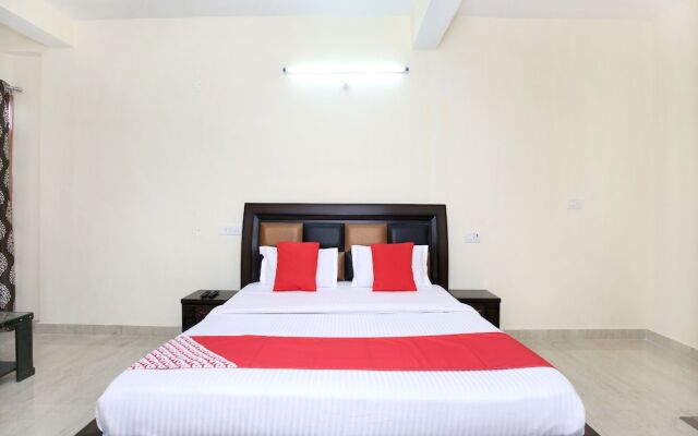 OYO 12485 Home Cosy Stay Aanji