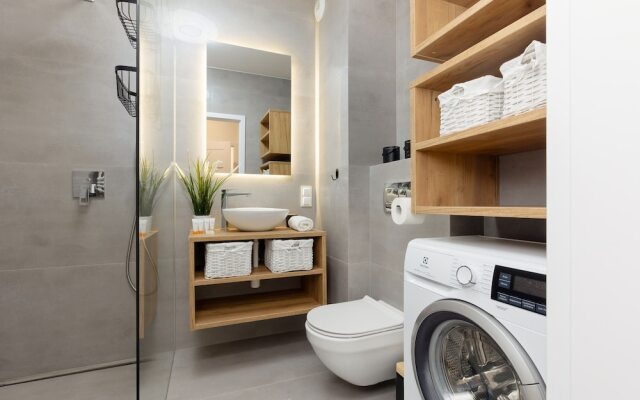 Beautiful Blue Apartment by Renters