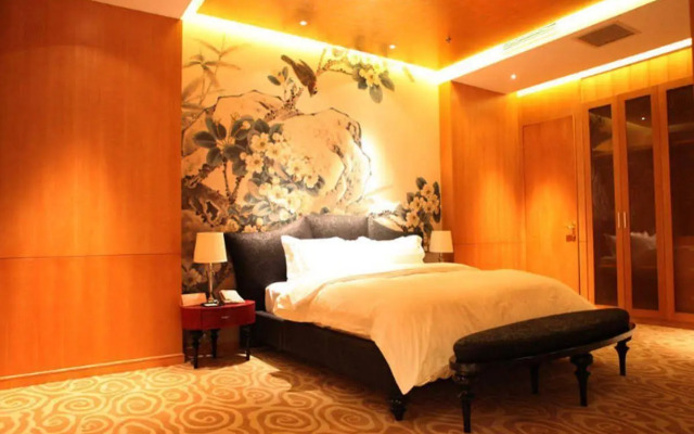Sun Town Hot Spring Resort