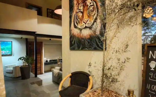 Serenzzo Hotel & Cuisine