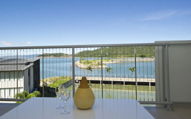 1 Bright Point Apartment 1402