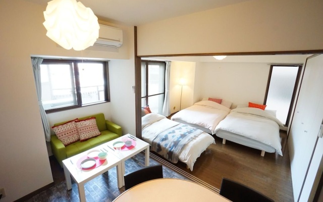 Terry's Apartment Shinsaibashi East I G07B – Guest Rooms – Osaka