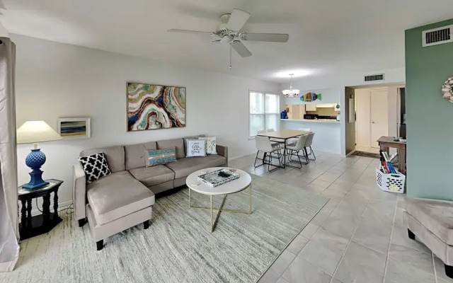 Bay House Condos #2706 - Nautical Nook