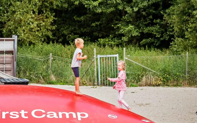 6 Person Holiday Park Home in Hesselager