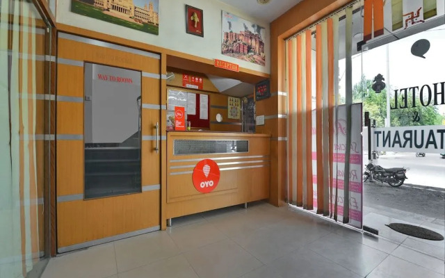 OYO 13346 Hotel A R Ganpati Plaza