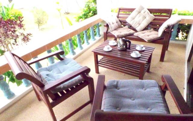 House With 3 Bedrooms in Phuket, With Pool Access, Enclosed Garden and